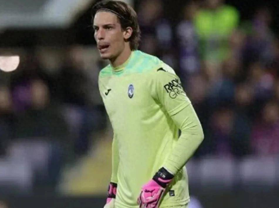 曼联4000万抢意甲新门神,5000万差价+奥纳纳去哪儿成问题?