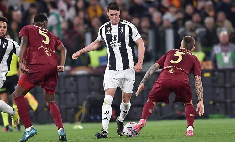 意甲转会动态:国米停滞在引援市场,米兰考虑卖后卫引进射手