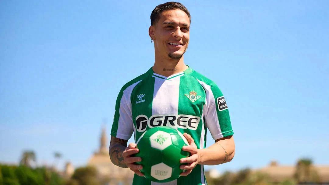 拒德甲冠军拜仁!安东尼透露离曼联原因:贝蒂斯早有约定