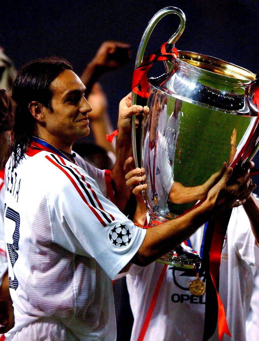 亚平宁的钢铁长城:解析意大利三大传奇后卫的防守艺术