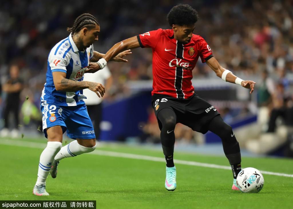 比利亚雷亚尔VS贝蒂斯:欧冠席位争夺战,谁能笑到最后?