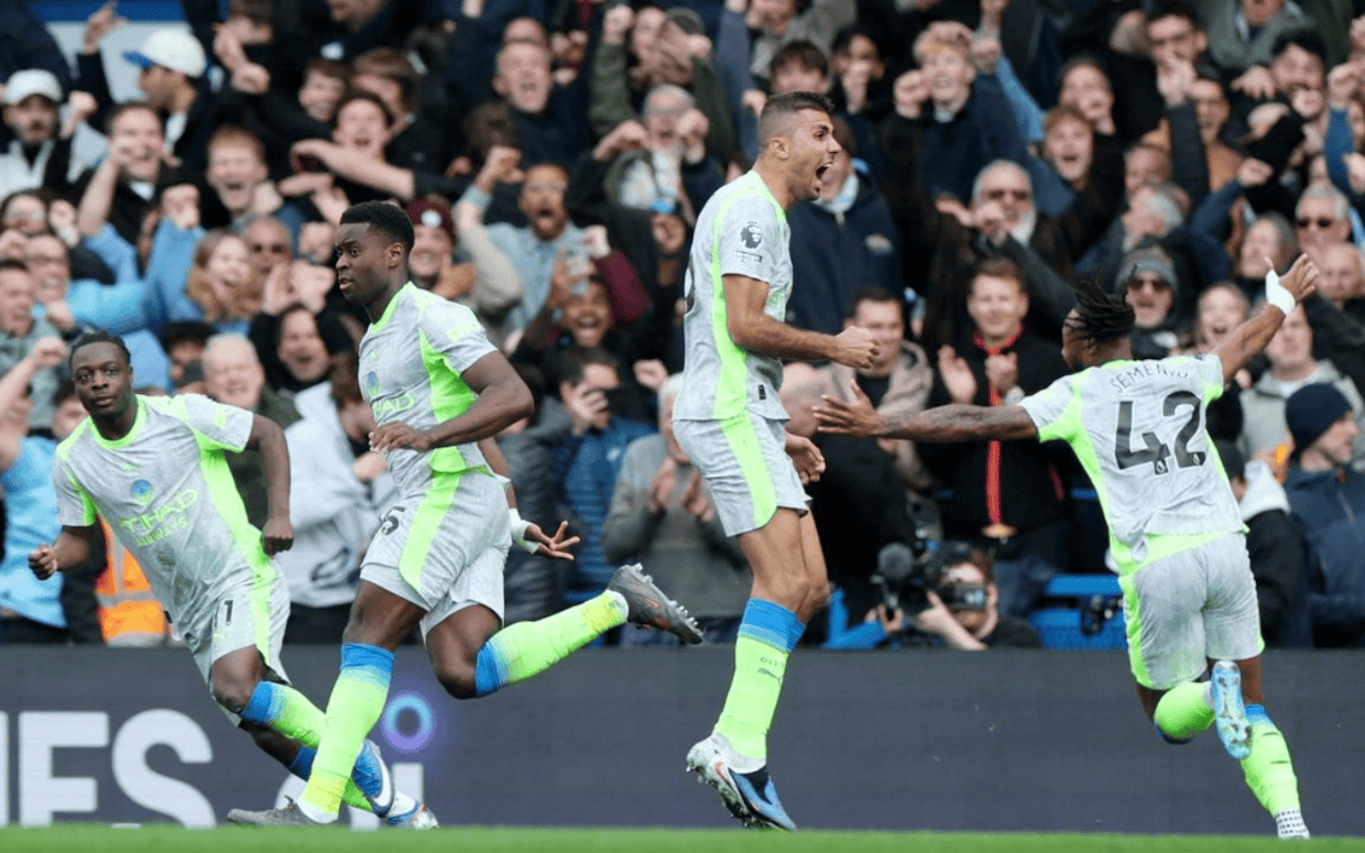 切尔西主场崩盘：被灌3球，曼城全取3分，紧追阿森纳，前2差6分